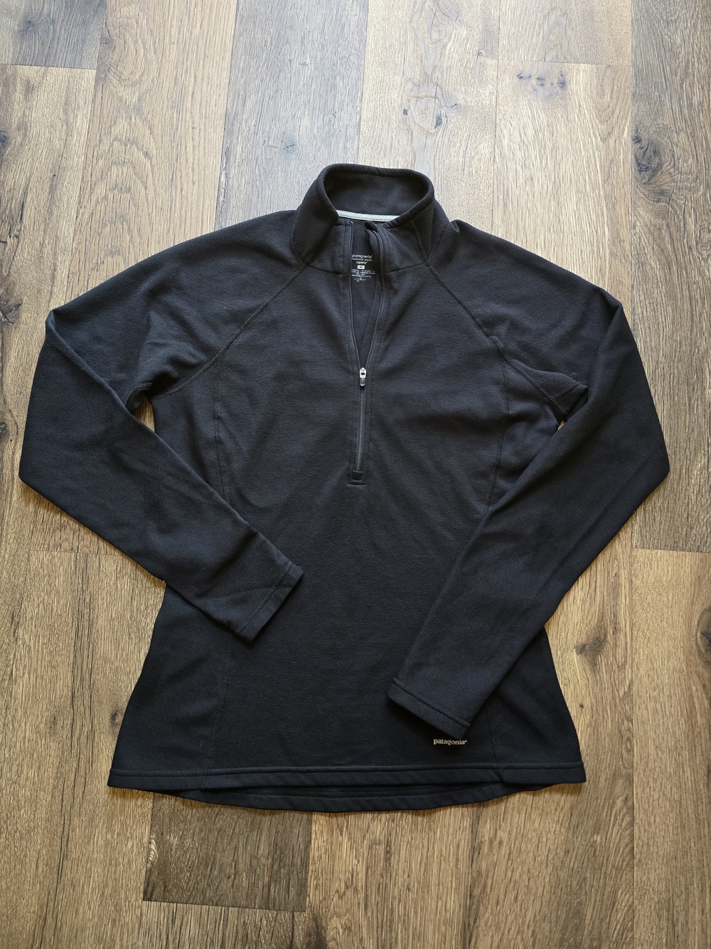 Patagonia Womens Performance Baselayer Capilene Black Midweight  Sweater